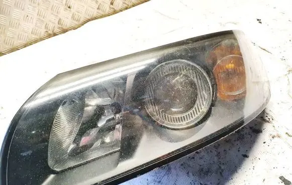 Volvo S40 Headlight/headlamp 30698873 0301198201