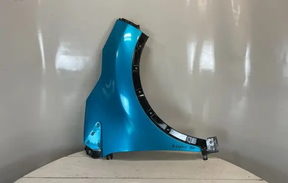 Renault Captur Fender 631001642R