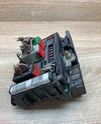 Citroen C5 Central body control module 9641258080 S110500001E WITHPLUG