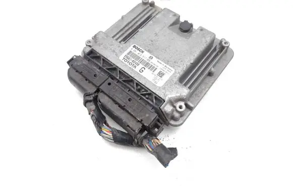 Toyota Yaris Engine control unit/module 89661-0D450 0281012517
