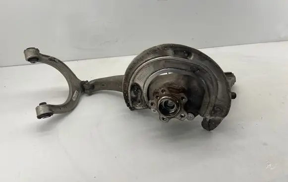 BMW i5 G60 Front wheel hub spindle knuckle 3110883304802 31108833048 6899160