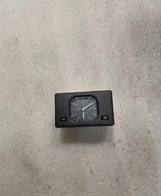BMW 5 E34 Clock 62131374282 1374282