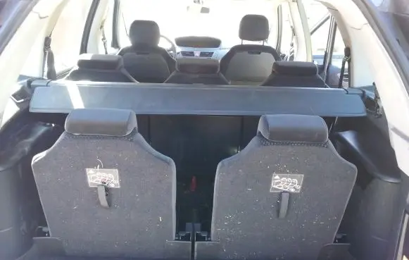 Citroen C4 Grand Picasso Third row seats 