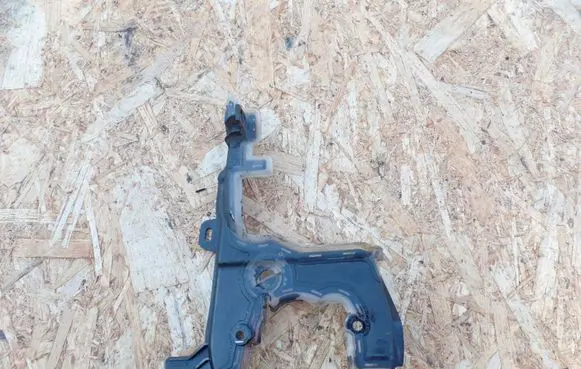 Ford Focus Timing chain cover 9688009180