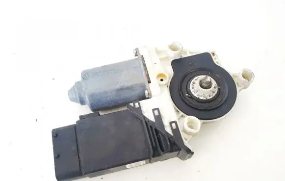 Seat Toledo II (1M) Front door window regulator motor 101386102