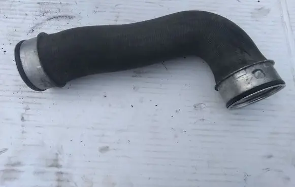 Volkswagen Golf V Intercooler hose/pipe 1K0145834L