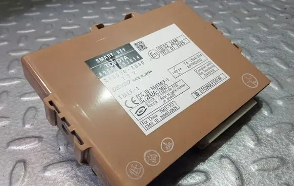 Lexus IS 220D-250-350 Keyless (KESSY) go control unit/module 8999053014 2325002840