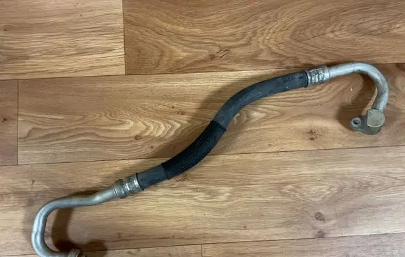 Ford Focus Air conditioning (A/C) pipe/hose