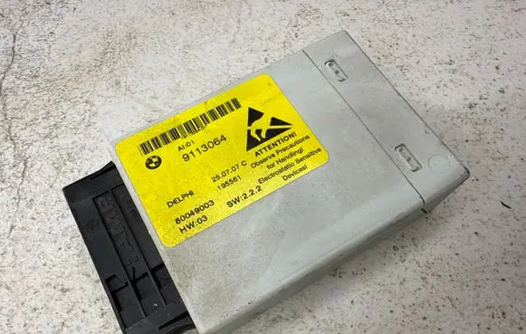 BMW 5 E60 E61 Center console control module 9113064