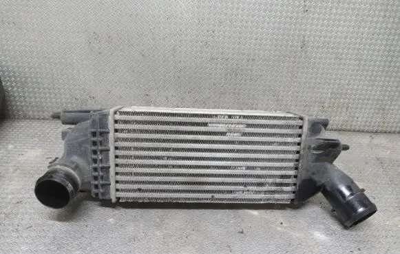 Peugeot 407 Intercooler radiator 9657073480