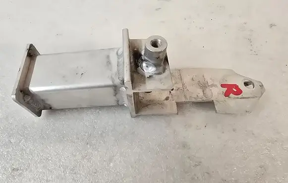 Volvo XC40 Front bumper shock/impact absorber 32283254