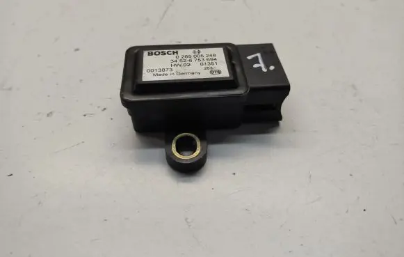 BMW 5 E39 ESP acceleration yaw rate sensor 0265005248 6753694 34526753694