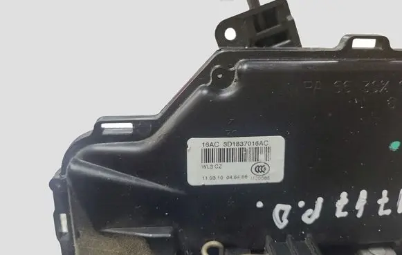 Skoda Octavia Mk2 (1Z) Front door lock 3D1837016AC