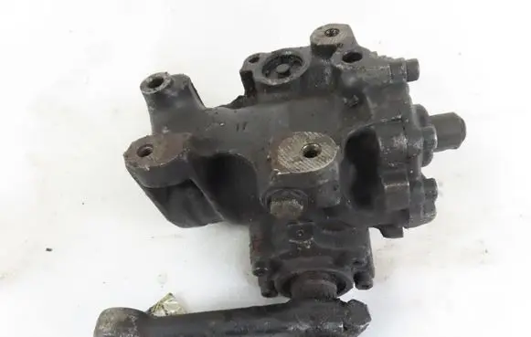 Mercedes-Benz C AMG W202 Steering rack 2024800500 1244611601