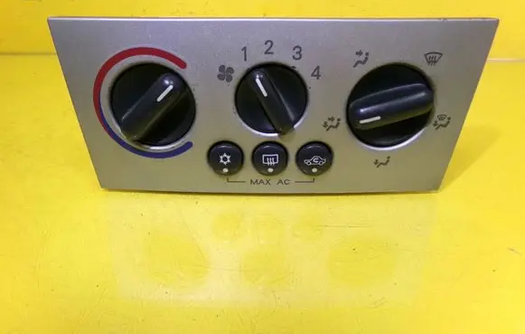 Opel Meriva A Climate control unit 93329465 67589731