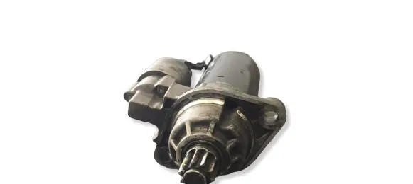 Volkswagen PASSAT B6 Starter motor 1005831320