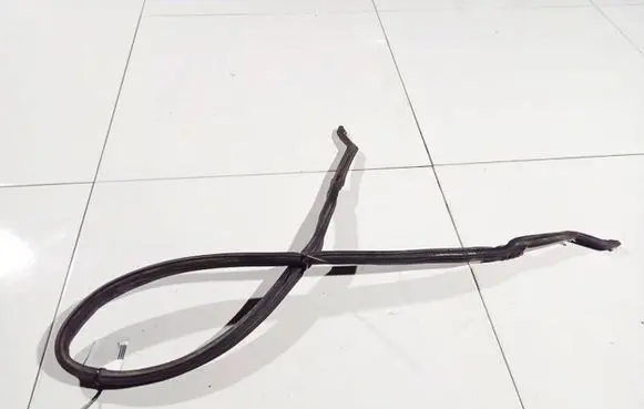Saab 9-5 Rubber seal front coupe door 