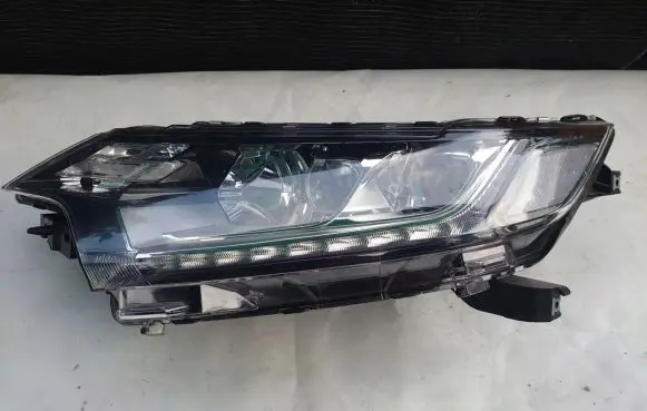 Mitsubishi Outlander Headlight/headlamp ECM921-22A10