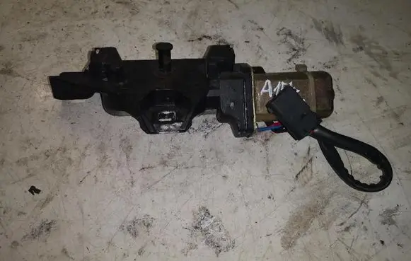 BMW 7 E65 E66 Tailgate hydraulic pump motor 7014872