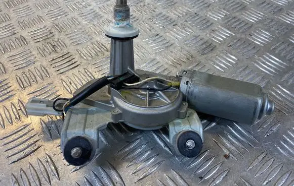 SsangYong Korando Rear window wiper motor 