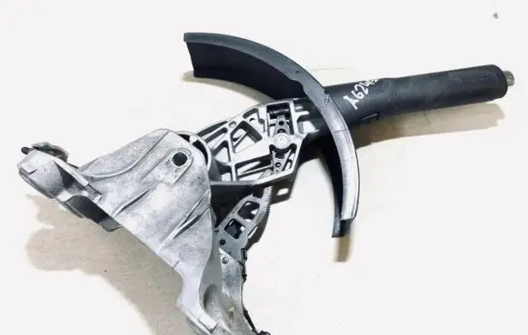 Handbrake/parking brake lever assembly