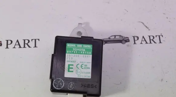 Lexus RX 330 - 350 - 400H Door control unit/module 8974148150