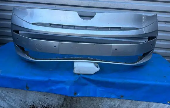 Volkswagen Transporter - Caravelle T7 Front bumper 7T0807221C
