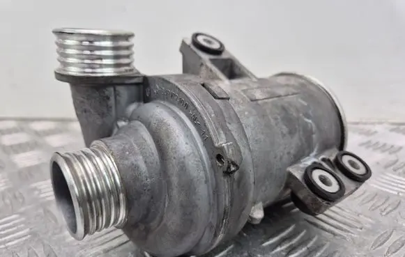 BMW X3 F25 Electric auxiliary coolant/water pump 7604027 17669711