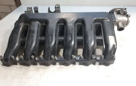 BMW 5 E60 E61 Intake manifold 7790700 7790701