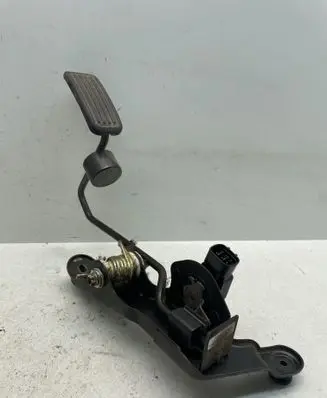Toyota RAV 4 (XA20) Accelerator throttle pedal 8928133010 3C04 7801042020