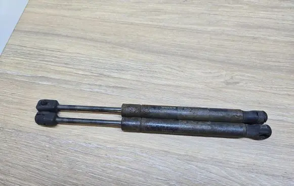 Volvo S80 Tailgate/trunk strut/damper 30779837