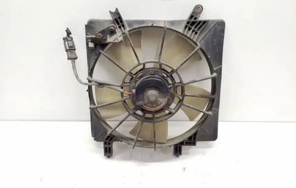 Honda Civic Radiator cooling fan shroud