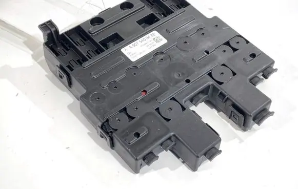 Mercedes-Benz Sprinter W907 W910 Other exterior part A9075409482