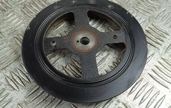 Toyota Yaris Crankshaft pulley
