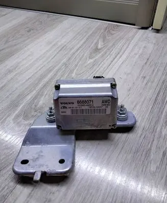Volvo XC70 ESP acceleration yaw rate sensor 8688071