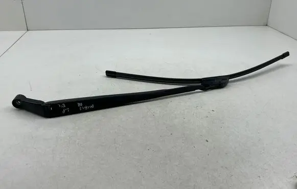 Toyota Auris 150 Windshield/front glass wiper blade 