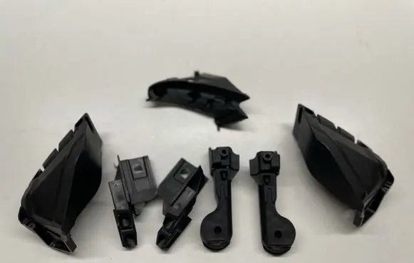 Opel Astra J Headlight/headlamp mounting bracket 13335737