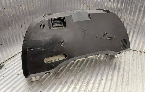 Fiat Panda II Speedometer (instrument cluster) 46801565 03000360400 08107208