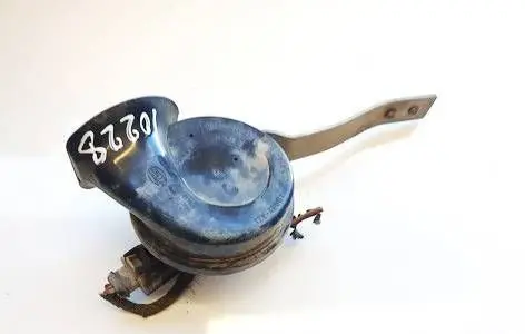 Audi A4 S4 B6 8E 8H Horn signal e1000209