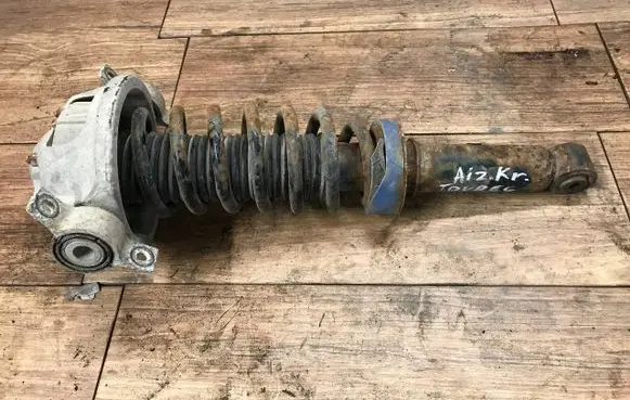 Rear shock absorber/damper