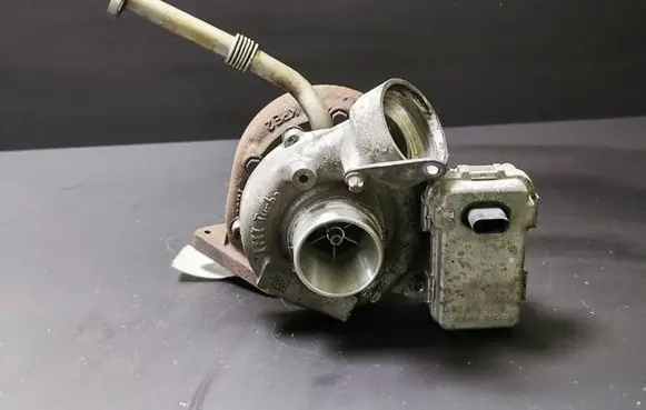 Mercedes-Benz Sprinter W906 Turbo A6511530094