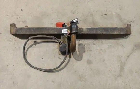 Ford Focus Tow bar set 85451214