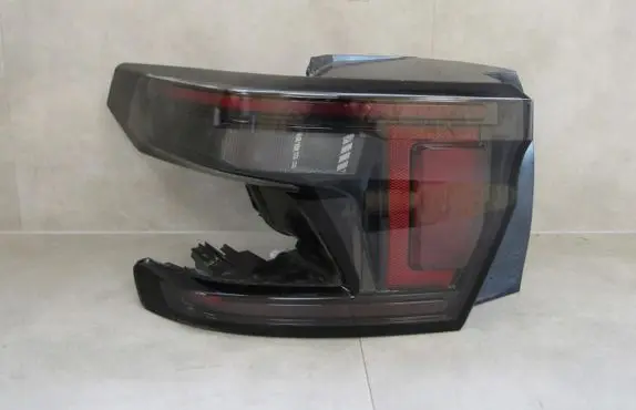 Rear/tail lights