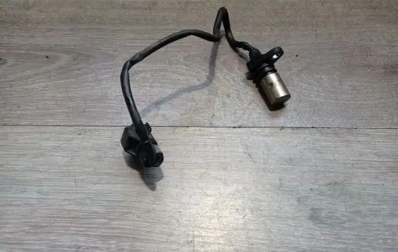 Volvo V70 Crankshaft position sensor 0296000650 1275599