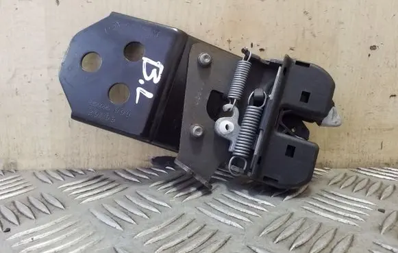 BMW 5 GT F07 Seat back rest lock catch 916444500