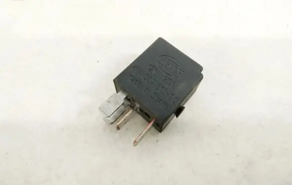 Mercedes-Benz A W168 Other relay 0025421119 4ra007813-00