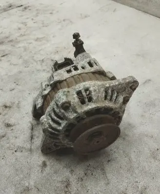 Mazda 323 F Generator/alternator B366h 12V65A3210 A2T35177