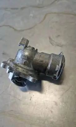 Mercedes-Benz ML W166 Thermostat A6422001915