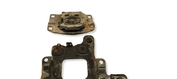 Ford Focus Gearbox mount V617M121