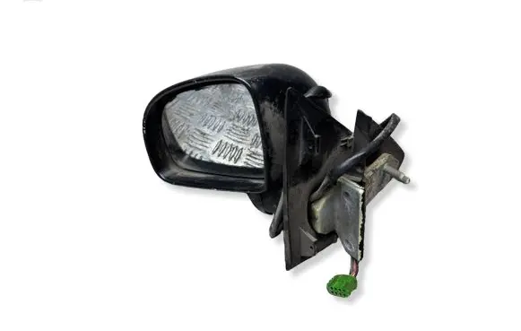 Volkswagen New Beetle Front door electric wing mirror 